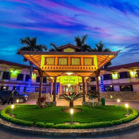 Hotel Nirvana By Luxury International Paklihwa Екстериор снимка