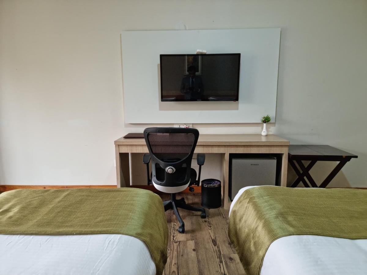 Hotel Nirvana By Luxury International Paklihwa Екстериор снимка
