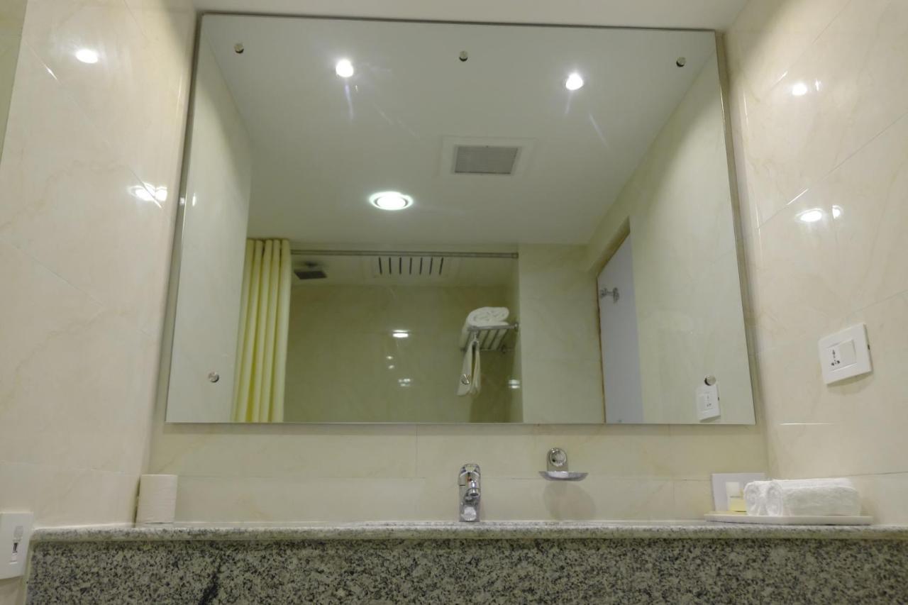 Hotel Nirvana By Luxury International Paklihwa Екстериор снимка
